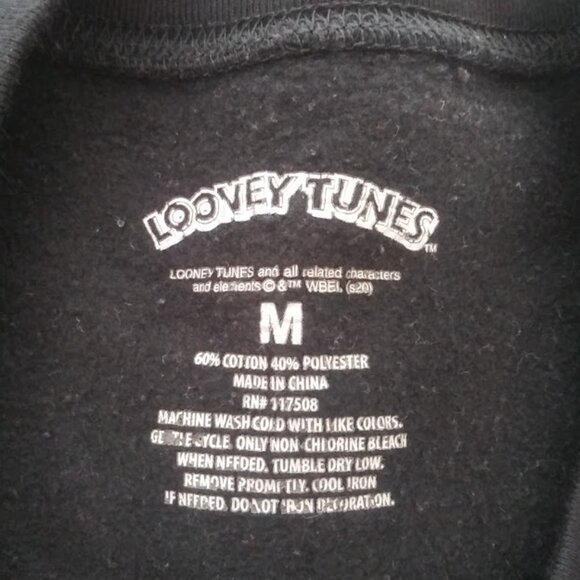 Looney Tunes women's size M Black "That's all Folks!" logo sweater - Picture 11 of 11
